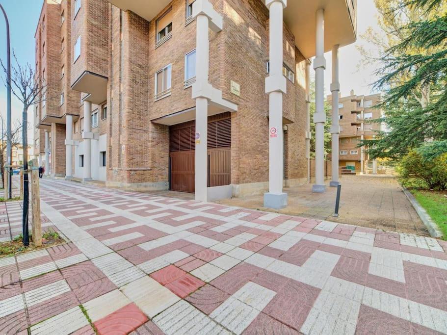 Apartment Sua Loft By Clabao Pamplona Kültér fotó